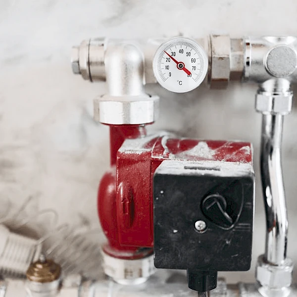 Servicios de calentadores de agua para su hogar en Marbella, Estepona, Mijas y más. Ofrecemos servicios profesionales para calentadores de agua a gas, eléctricos y combinados.