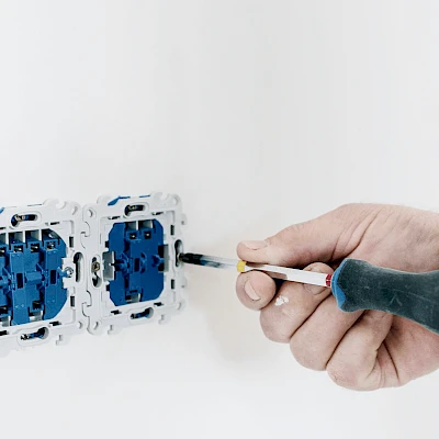 Professional and experienced electrician services in Marbella &amp; around. Providing quality english speaking electrician service solutions.